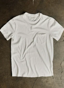 Imogene + Willie T-Shirts*classic knit pocket tee