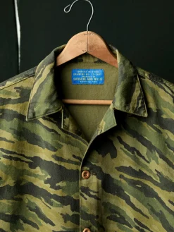 Imogene + Willie Jackets*fatigue jacket in brushstroke camo