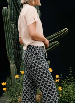 Women Imogene + Willie Pants & Shorts*fethiye in indigo kiji print