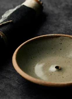 Imogene + Willie Scent*hand-thrown incense holder
