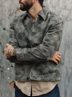 Imogene + Willie Jackets*quilt lined canvas chore coat in camo