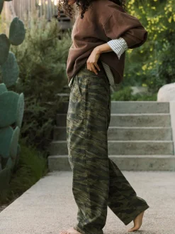 Women Imogene + Willie Pants & Shorts*service trouser in brushstroke camo
