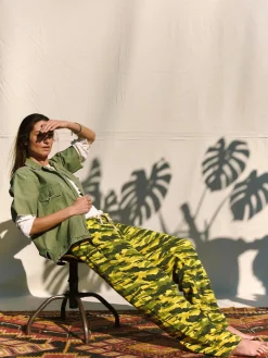 Women Imogene + Willie Pants & Shorts*the lounge pant in brushstroke camo