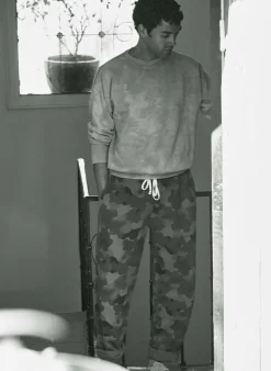 Imogene + Willie Pants & Shorts*the lounge pant in painted camo