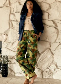 Women Imogene + Willie Pants & Shorts*the sonora painted camo trouser