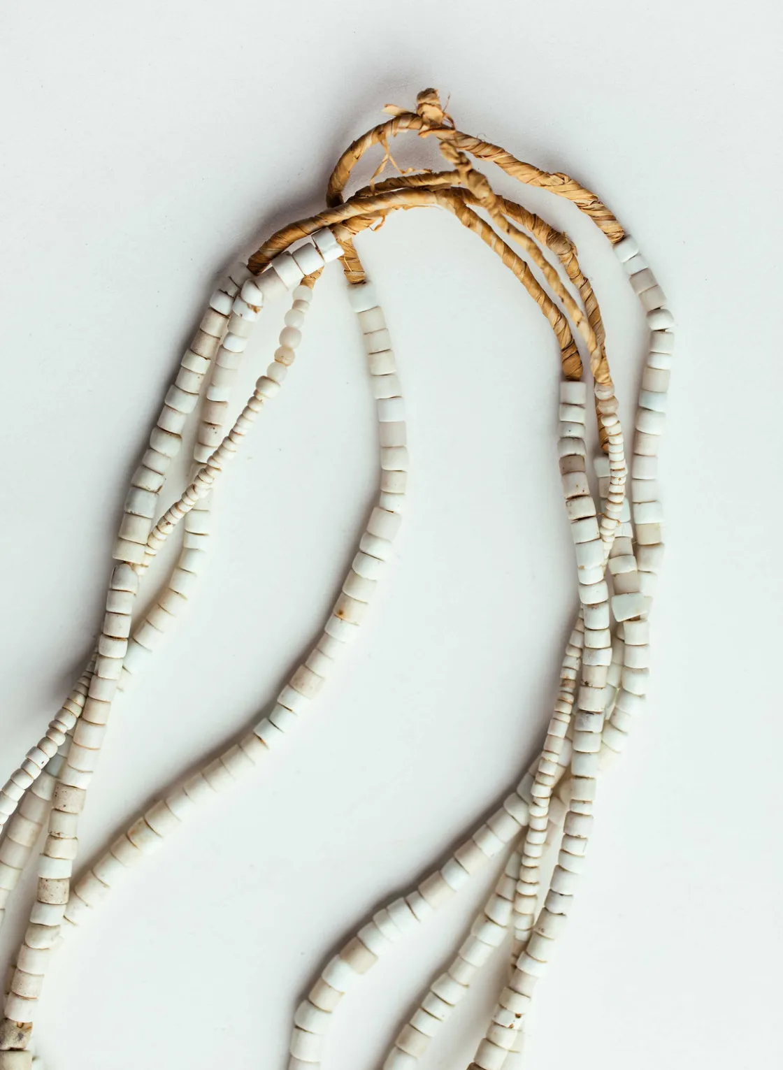 Women Imogene + Willie Jewelry|Accessories*vintage white goomba trade bead necklace