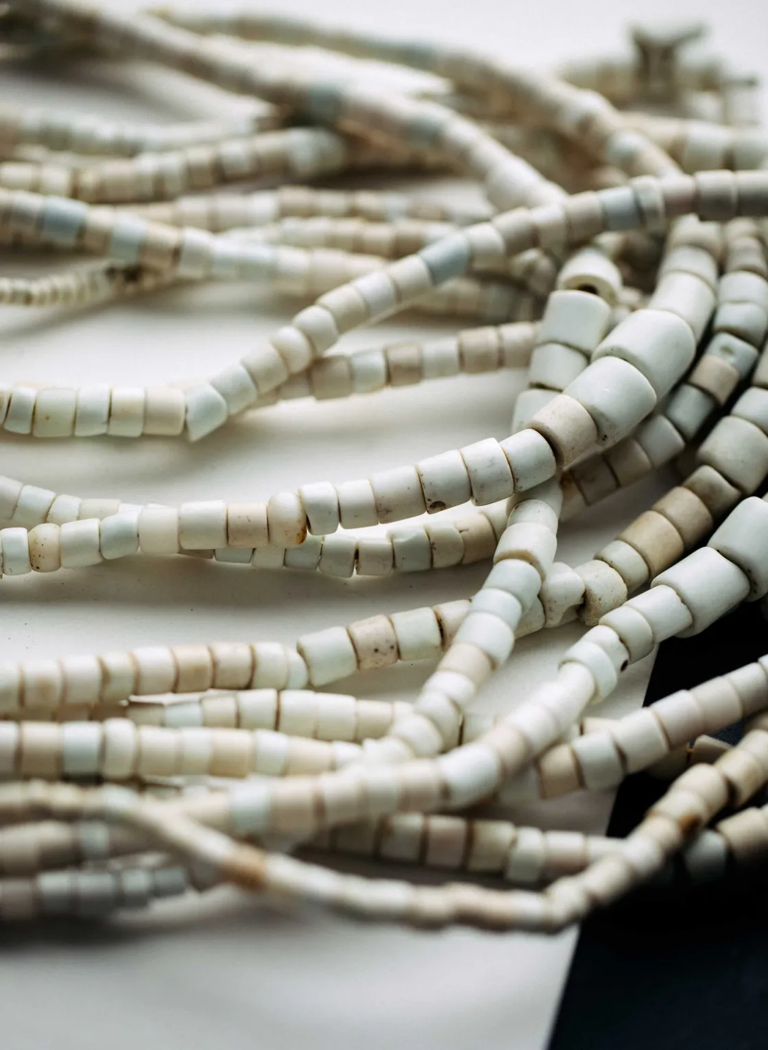 Women Imogene + Willie Jewelry|Accessories*vintage white goomba trade bead necklace