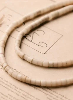 Women Imogene + Willie Jewelry|Accessories*vintage white trade bead necklace